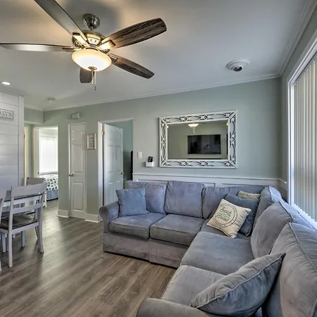 Beach Block Wildwood Condo - Proximity To Dining!